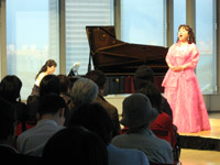 �N���V�b�N����R���T�[�g